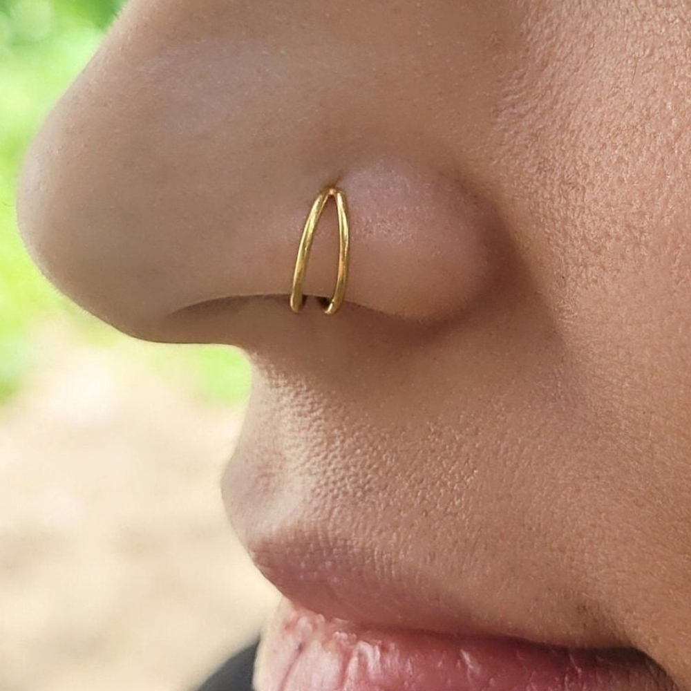 ⭐NWOT Goth Punk 20g Gold Double Hoop Nose Ring